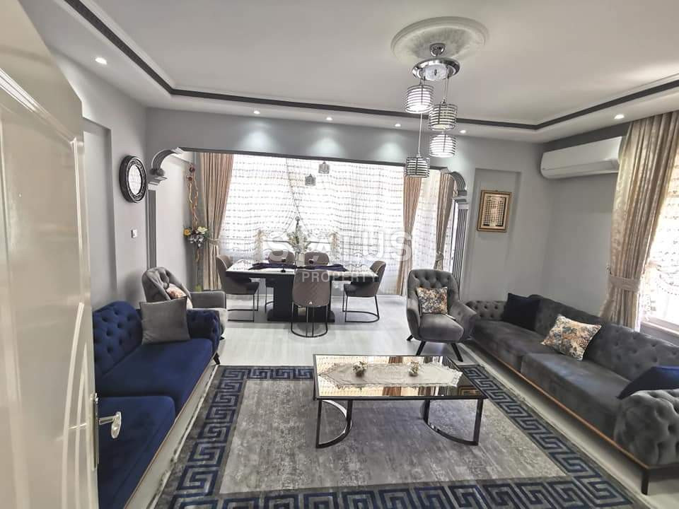 Трехкомнатная меблированная квартира в центре Аланий. 130 м2 фото 2