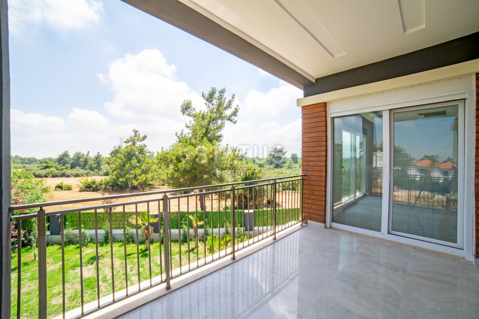 Комплекс вилл 4+1 в элитном районе Анталии Дошемеалты 350м2. фото 18