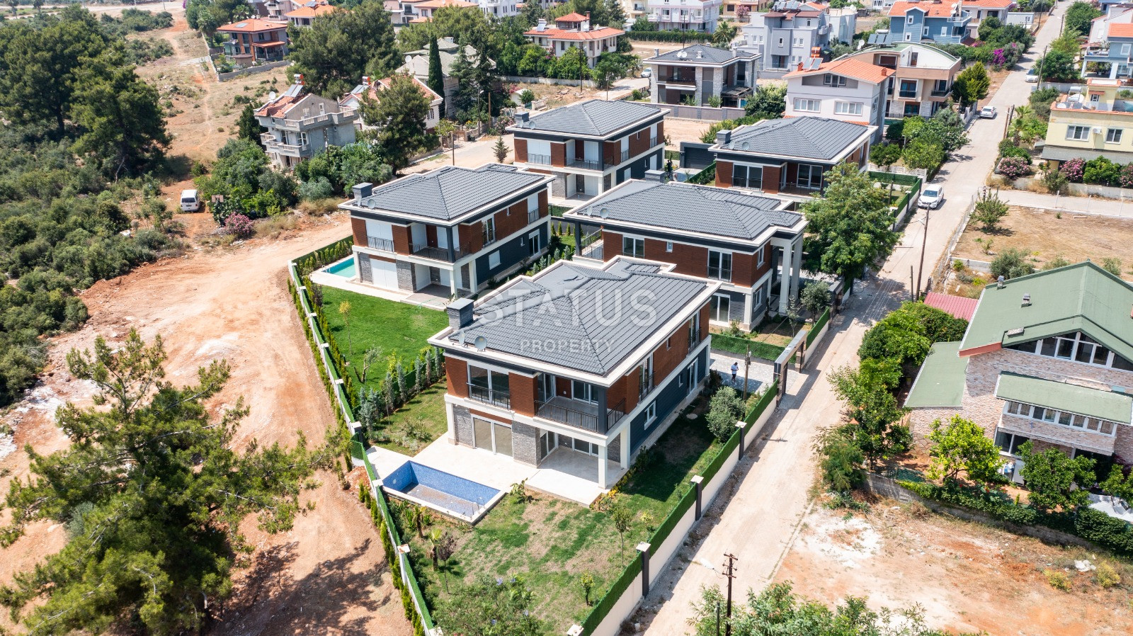 Комплекс вилл 4+1 в элитном районе Анталии Дошемеалты 350м2. фото 23