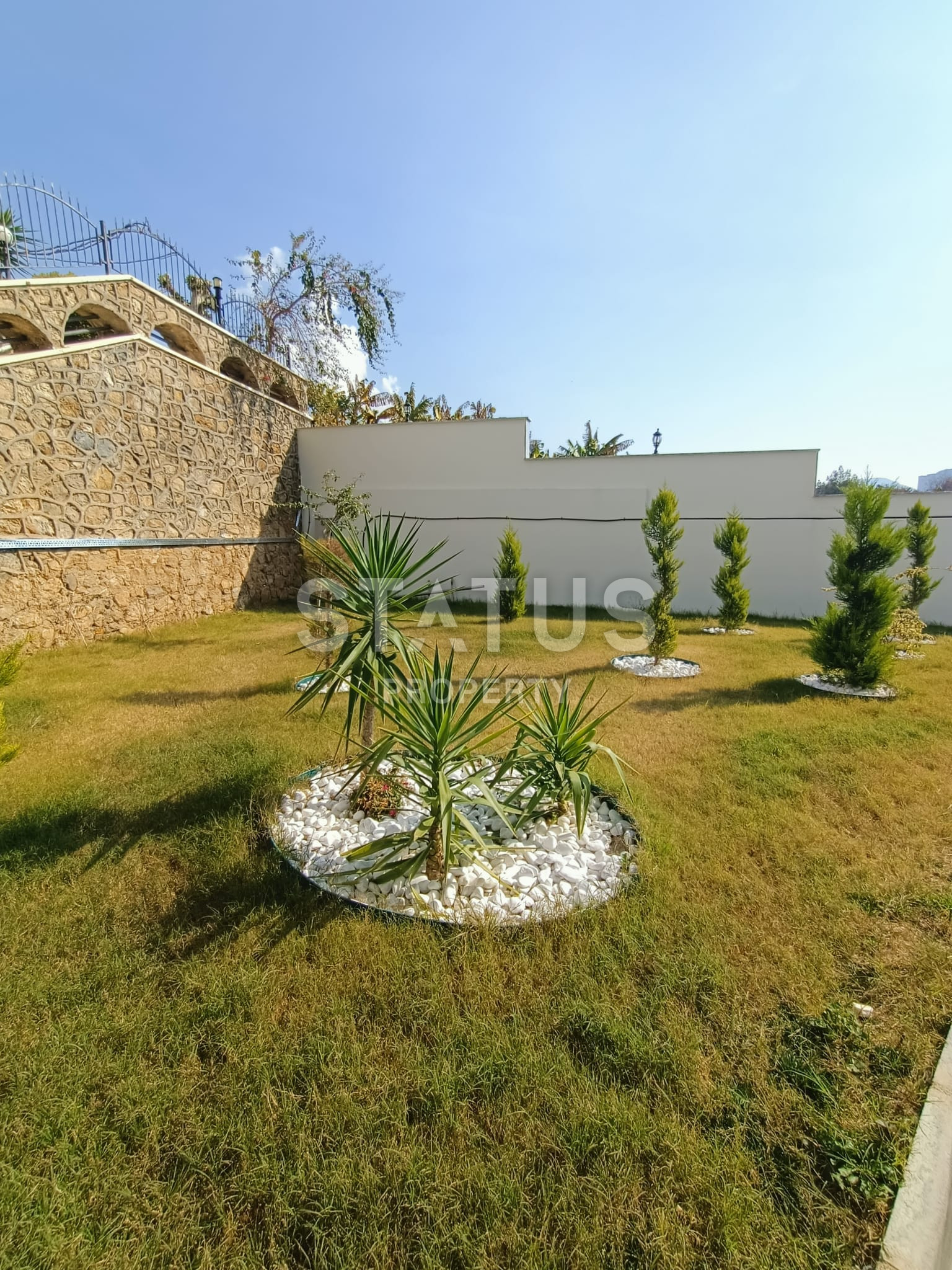 Просторная двухкомнатная квартира в новом доме в Махмутларе, 70 м2 фото 17