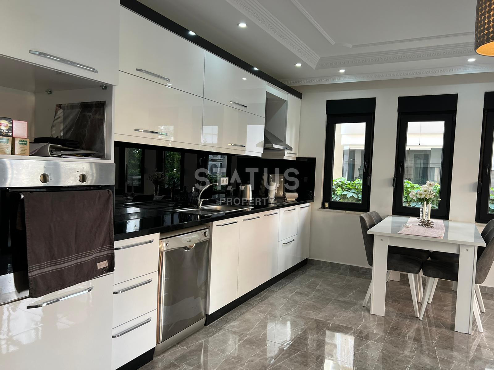 Стильная трехкомнатная квартира в районе Оба, 115м2 фото 3