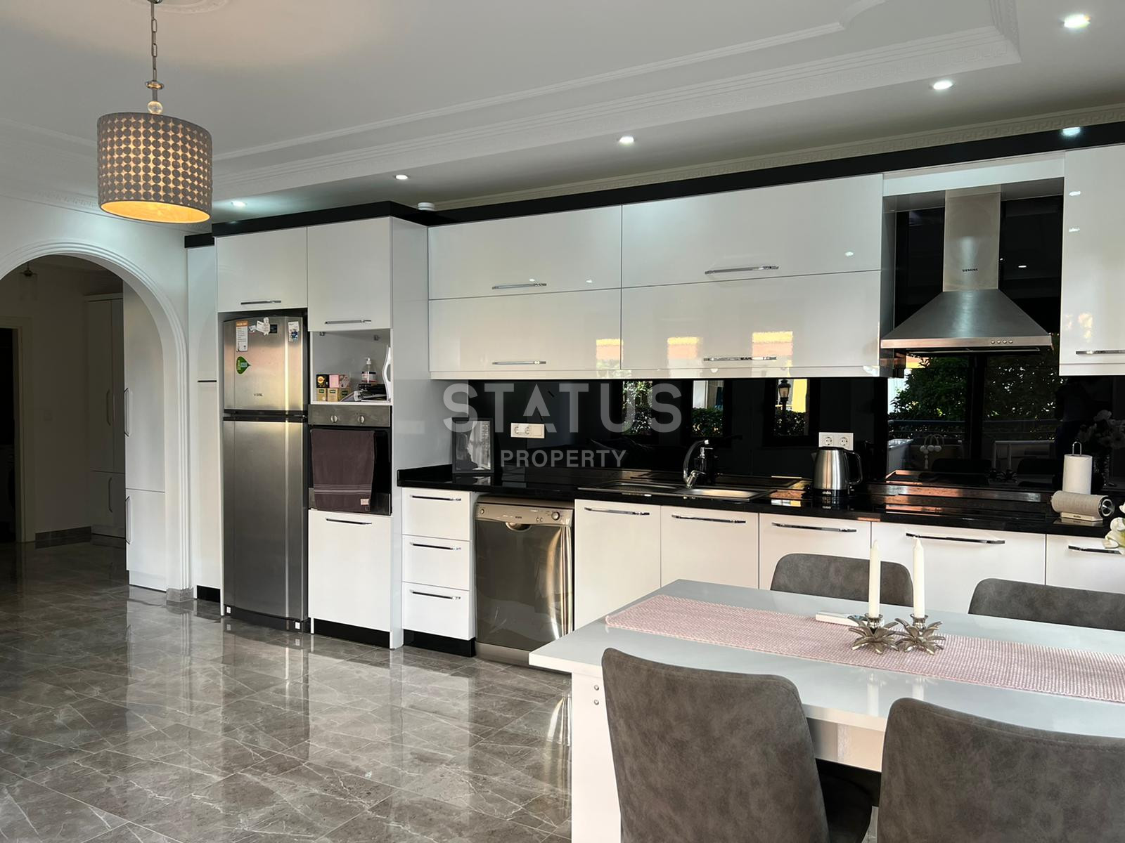 Стильная трехкомнатная квартира в районе Оба, 115м2 фото 4