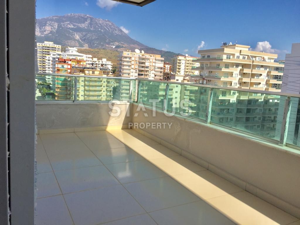 Большой пентхаус 5+2 с видом на горы и на море в Махмутларе, 260 м2 фото 4