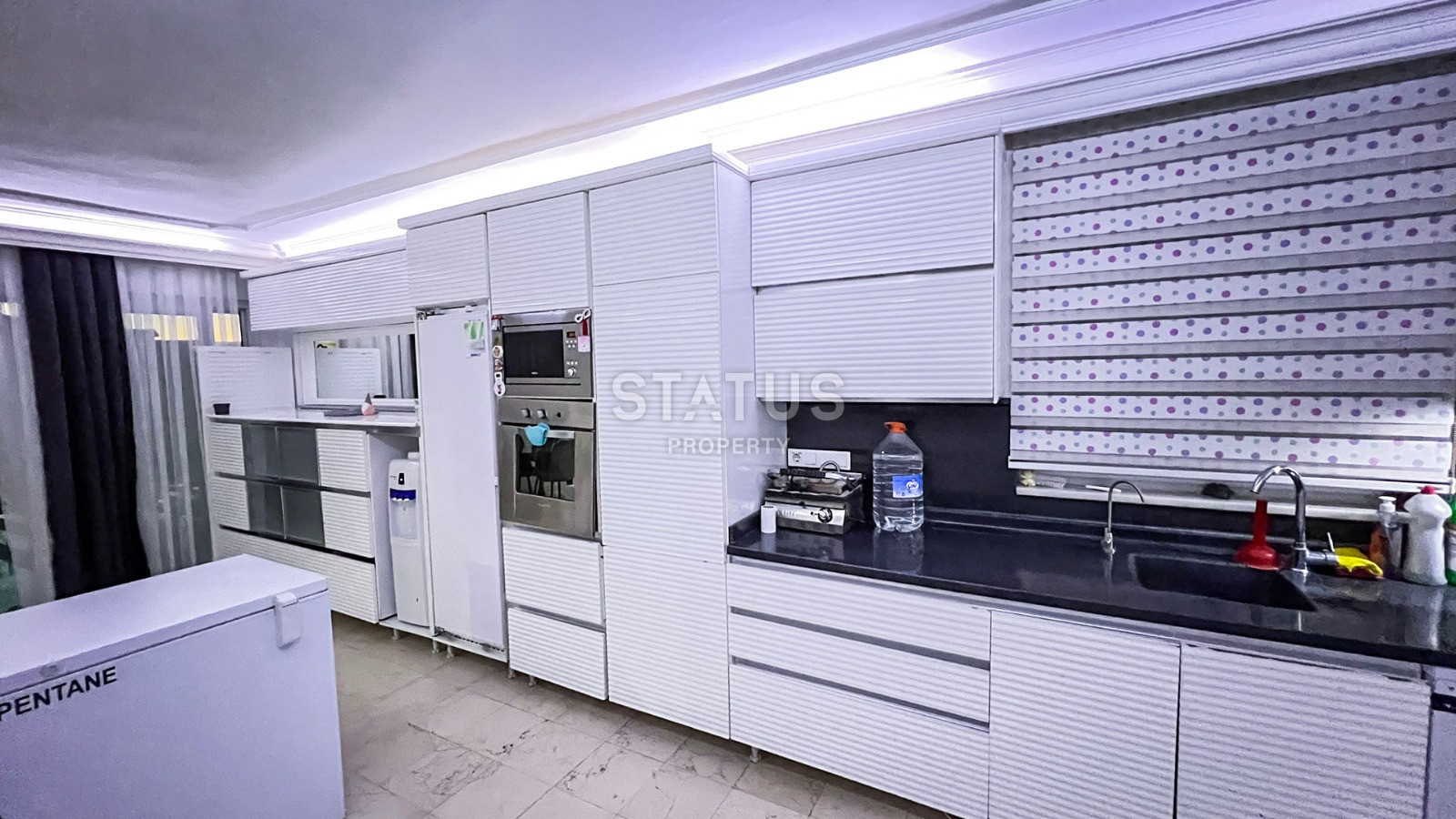 Трёхэтажная вилла с 12 спальнями в центре спального района Джикджилли. 1200м2 фото 6