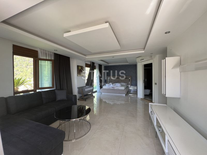 Villa overlooking the sea in the central part of Alanya Bektas. 280m2 - 367m2 фото 4