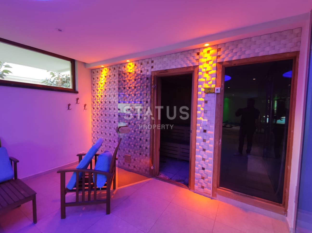 Three-room apartment with a good location 200m from the sea in a residential complex from a leading developer in Mahmutlar. 120m2 фото 9