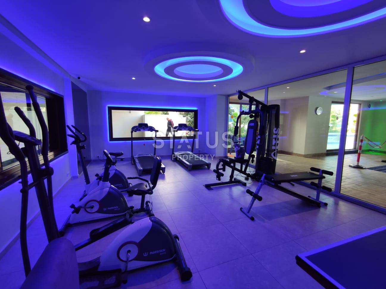 Three-room apartment with a good location 200m from the sea in a residential complex from a leading developer in Mahmutlar. 120m2 фото 12