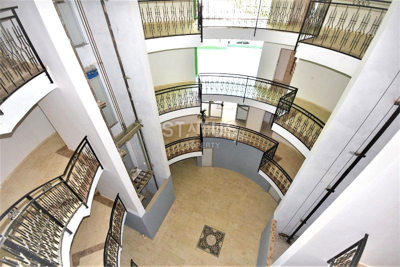 Трехкомнатная квартира с отдельной кухней в Махмутларе, 70 м2 фото 2