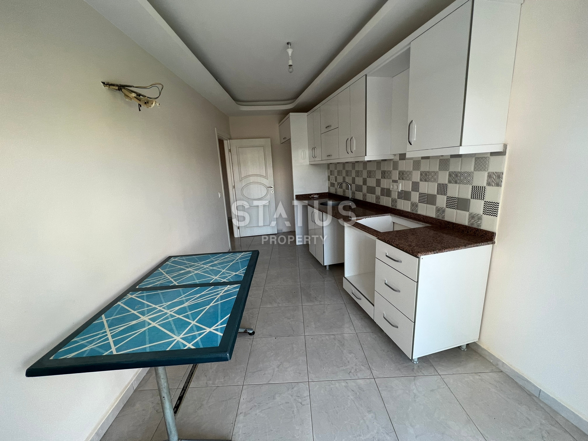 Трехкомнатная квартира с отдельной кухней в Махмутларе, 70 м2 фото 14