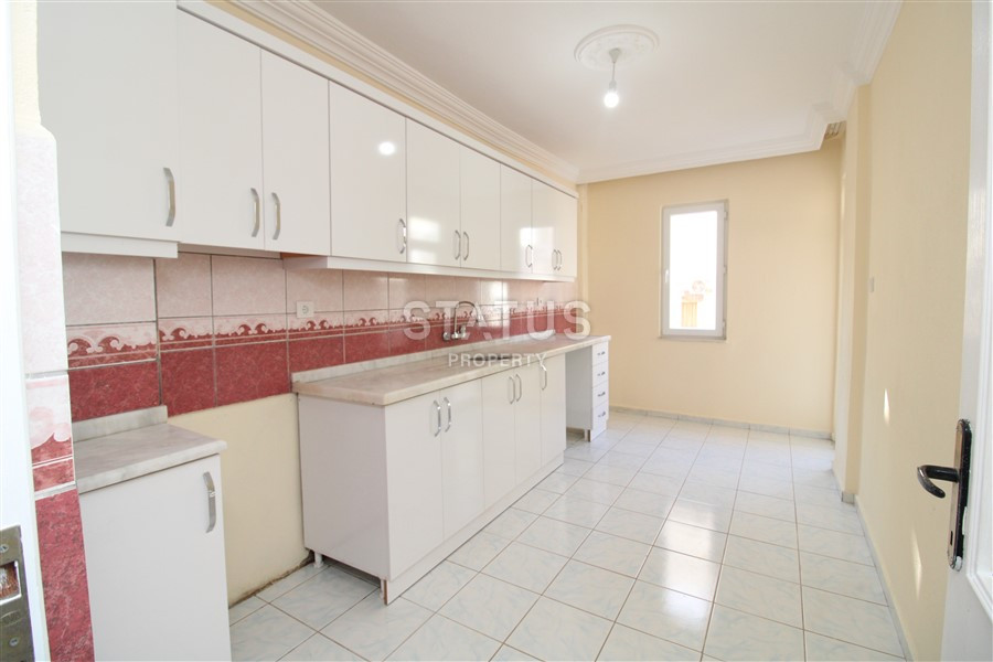 Трёхкомнатная квартира с отдельной кухней в 250м от моря в Махмутларе. 110м2 фото 5