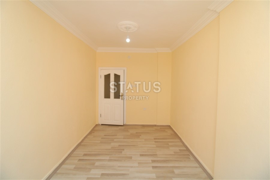 Трёхкомнатная квартира с отдельной кухней в 250м от моря в Махмутларе. 110м2 фото 11