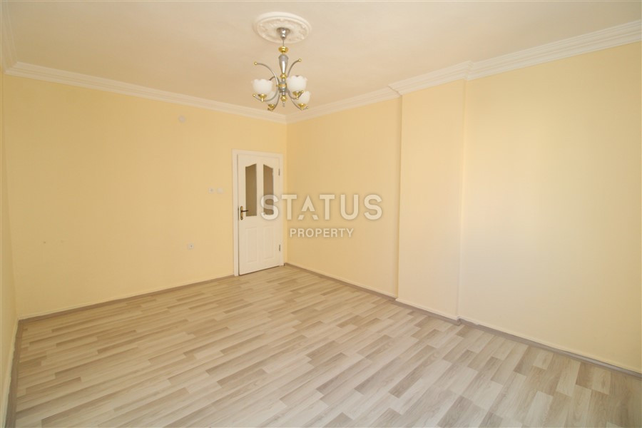 Трёхкомнатная квартира с отдельной кухней в 250м от моря в Махмутларе. 110м2 фото 12