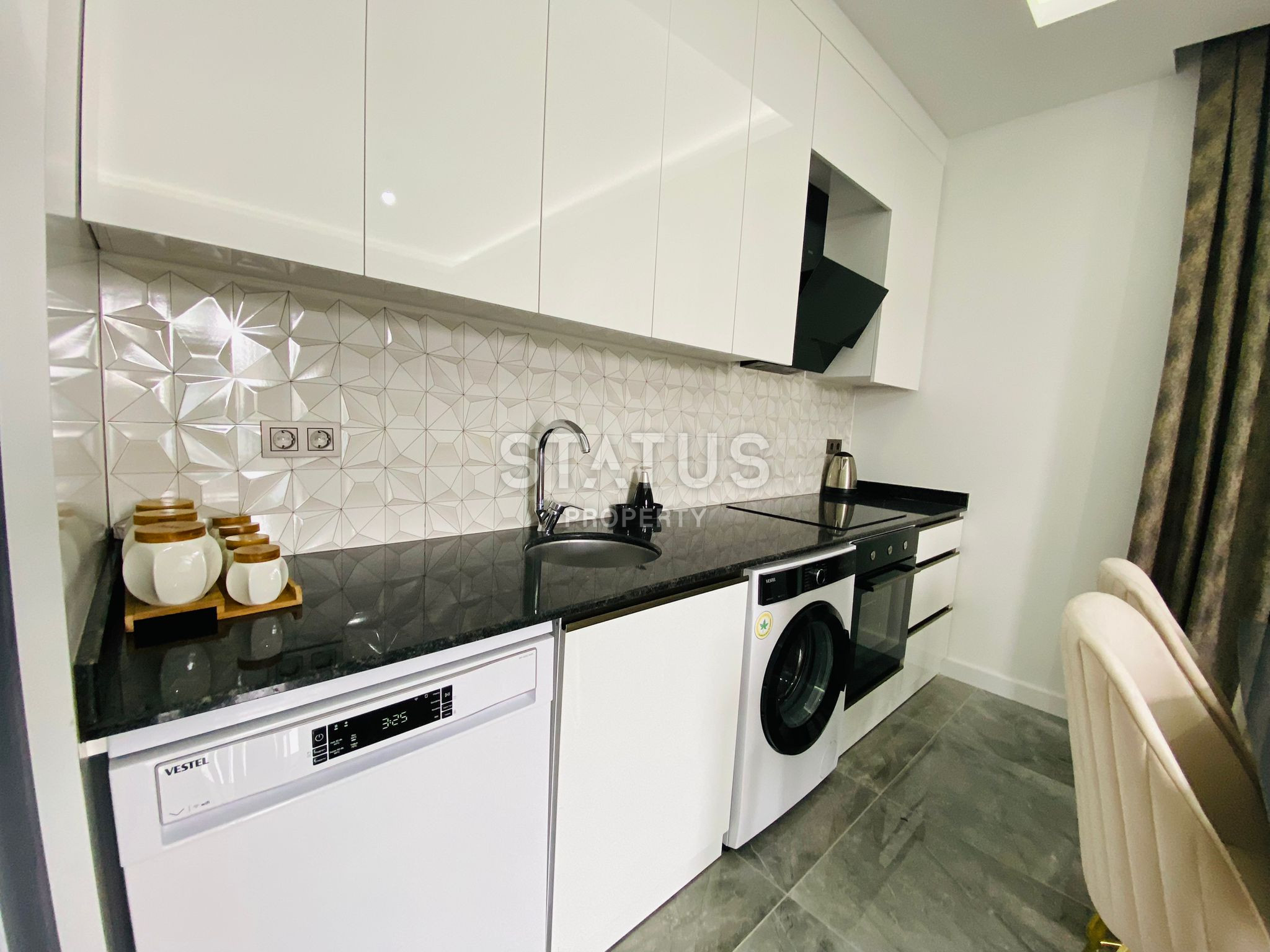 Современная трехкомнатная квартира в районе Каргыджак 75м2. фото 7