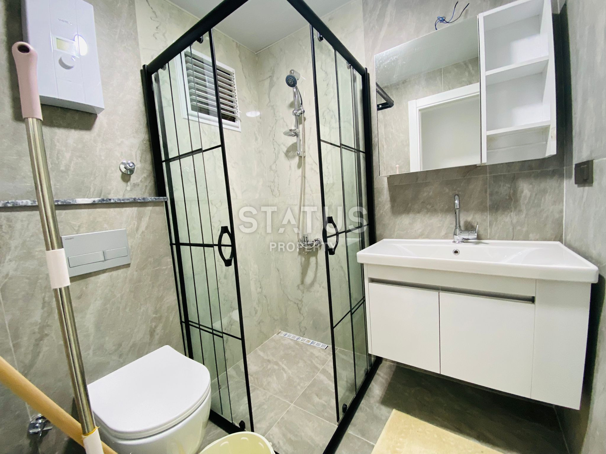 Современная трехкомнатная квартира в районе Каргыджак 75м2. фото 12