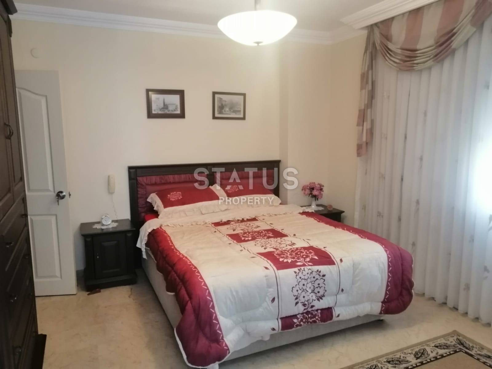 Меблированная просторная трёхкомнатная квартира в 5 минутах от моря в Махмутларе. 160 м2. фото 6