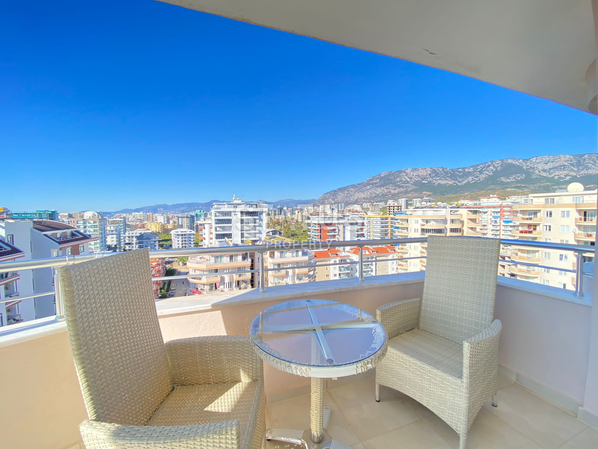 Два пентхауса с видом на море и четырьмя спальнями в Махмутларе 400м от моря. 230м2 фото 7