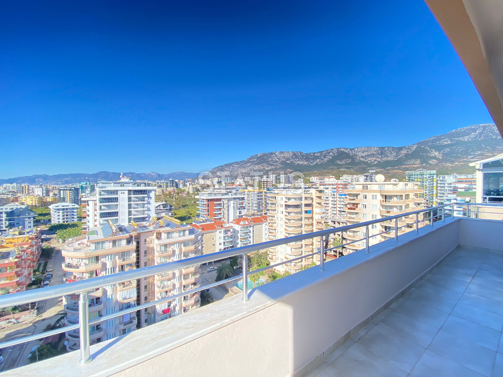 Два пентхауса с видом на море и четырьмя спальнями в Махмутларе 400м от моря. 230м2 фото 16