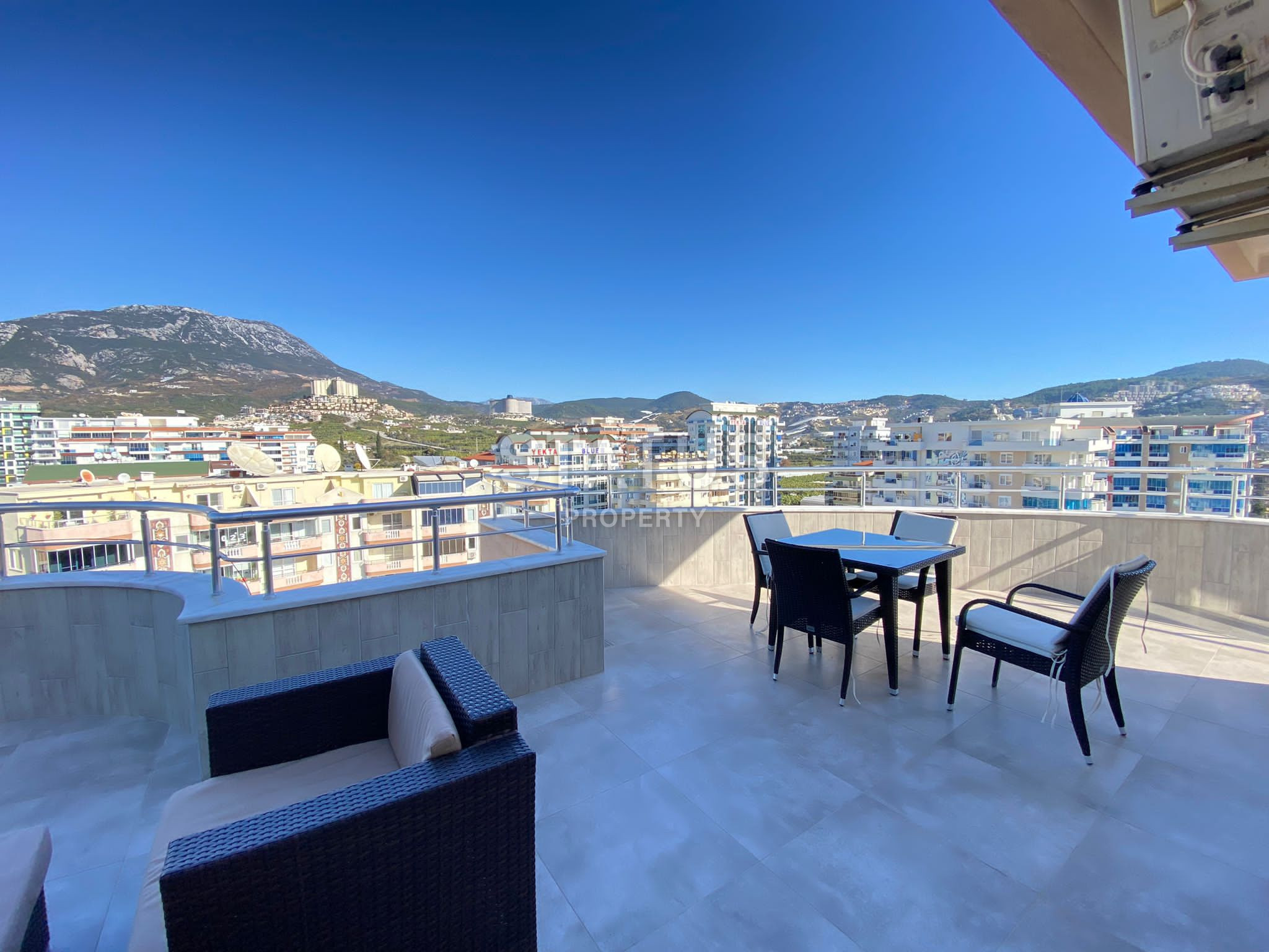 Два пентхауса с видом на море и четырьмя спальнями в Махмутларе 400м от моря. 230м2 фото 23