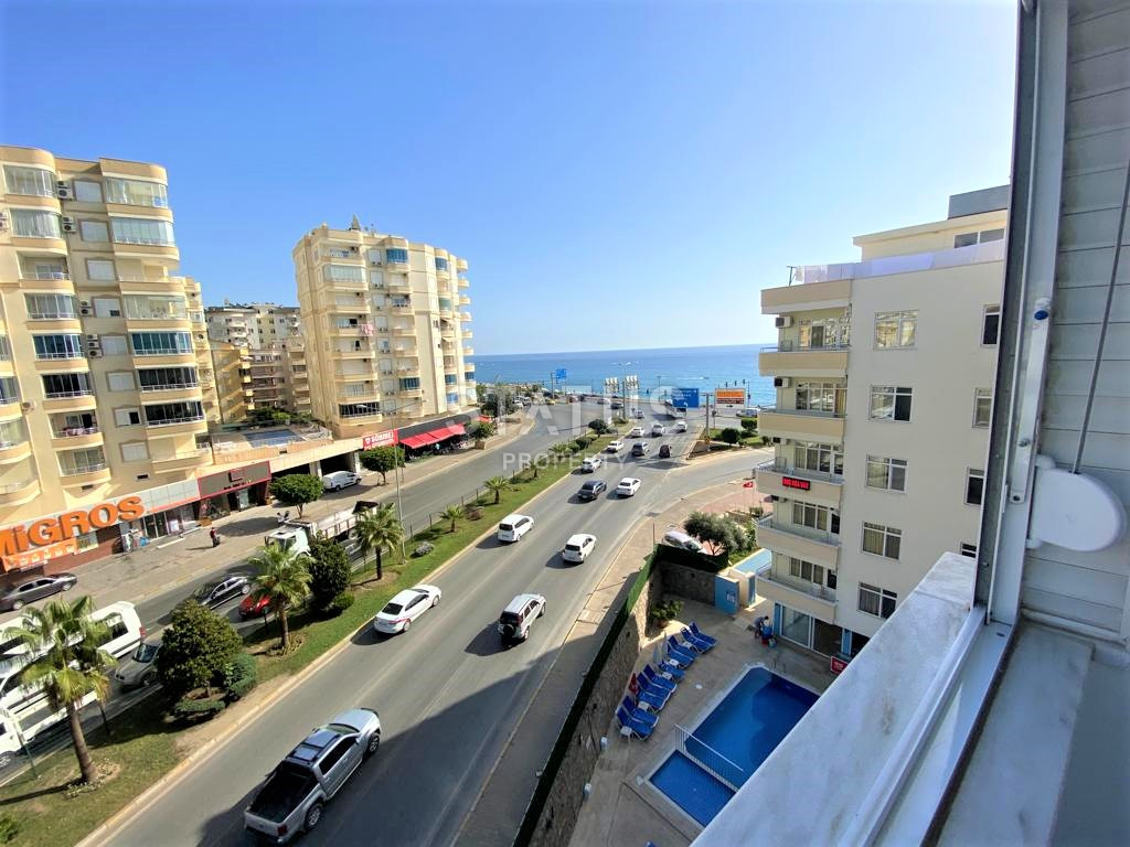 Просторная квартира с тремя спальнями в 50м от моря в районе Тосмур. 140м2 фото 25