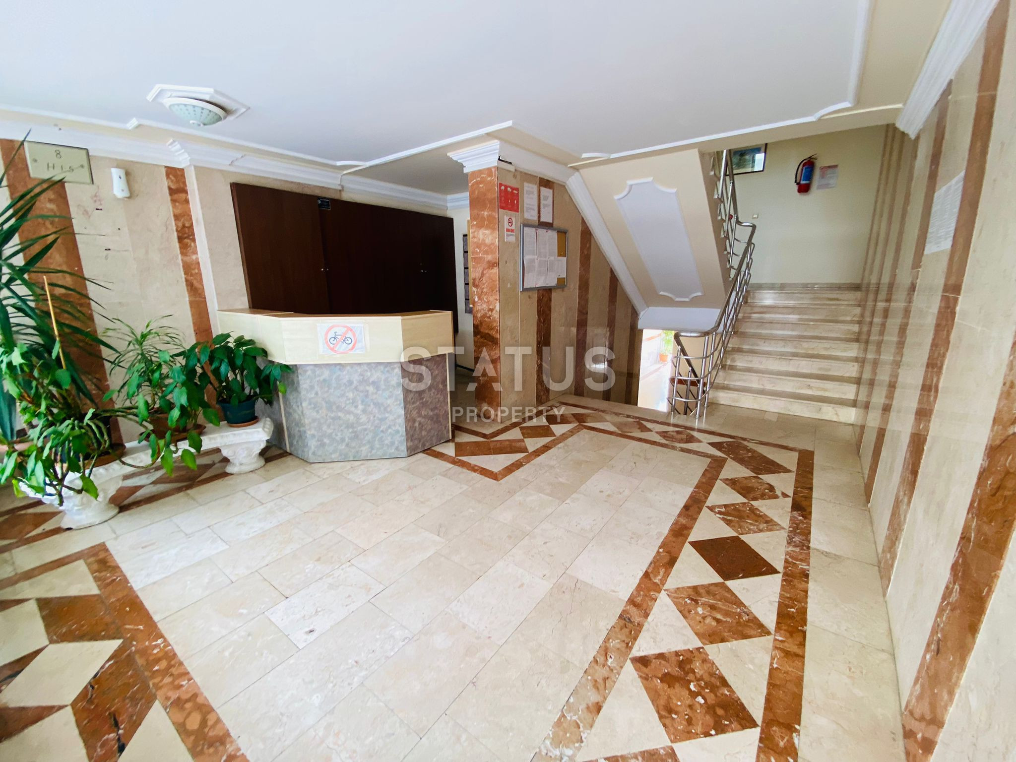 Apartment with two bedrooms and a separate kitchen, 100m from the sea in Mahmutlar. 130m2 фото 4