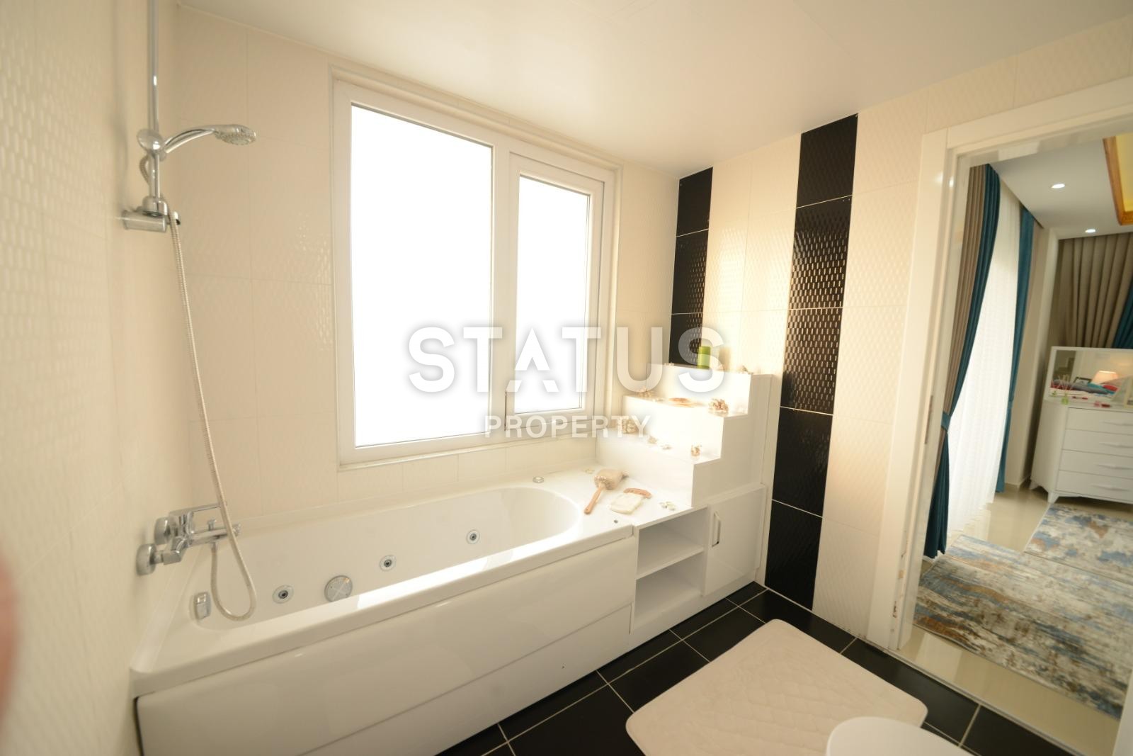 Шикарный пентхаус мебелью в новом доме в самом центре Махмутлара 200 кв.м. фото 13