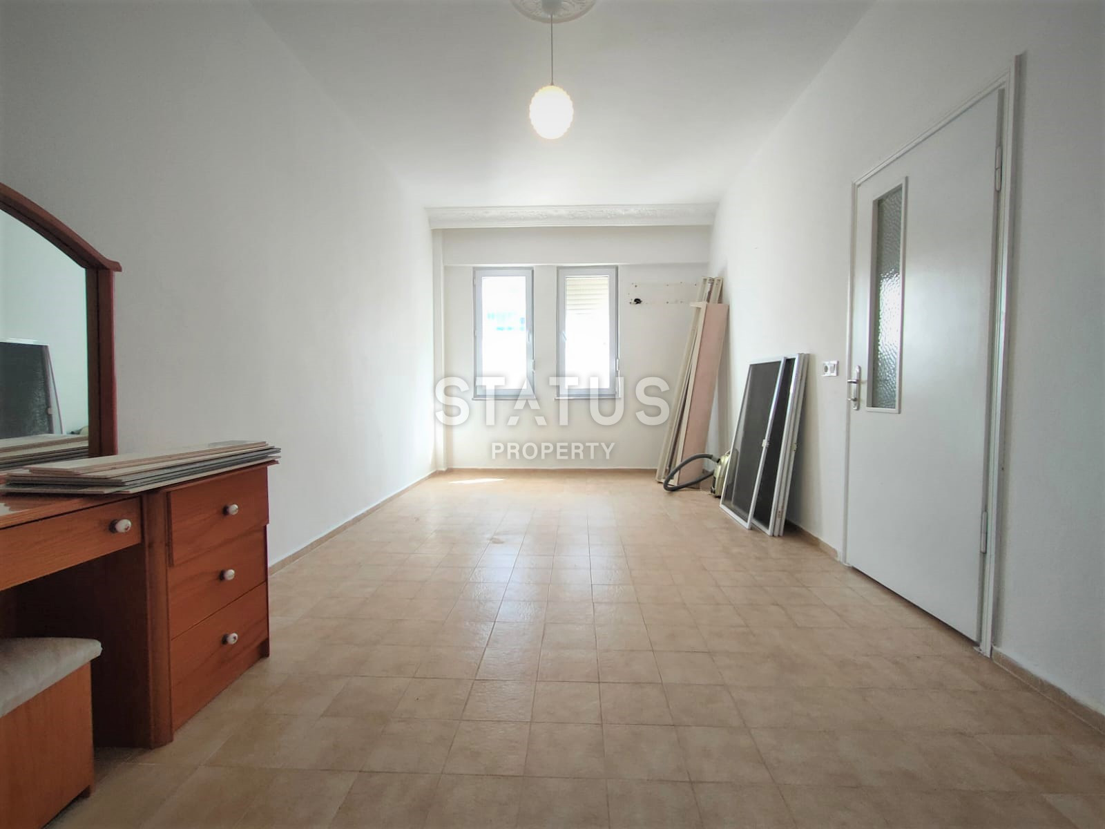 Просторная трёхкомнатная квартира с мебелью в 100м от моря в Тосмуре. 140м2 фото 5