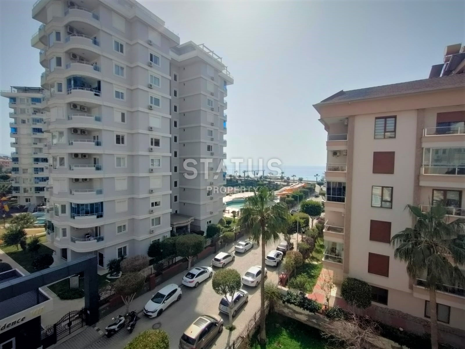 Просторная трёхкомнатная квартира с мебелью в 100м от моря в Тосмуре. 140м2 фото 13