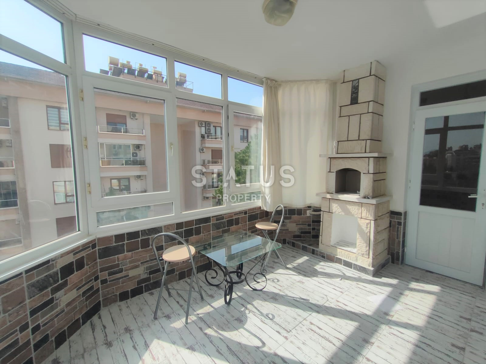 Просторная трёхкомнатная квартира с мебелью в 100м от моря в Тосмуре. 140м2 фото 14