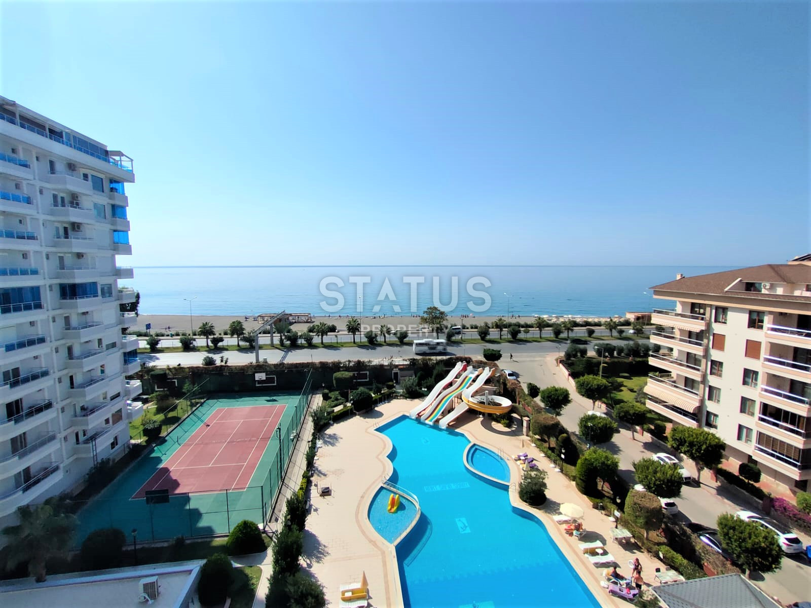 Two spacious bright turnkey apartments with two bedrooms in a residential complex from a leading developer 50m from the sea in Tosmur. 110m2 фото 13