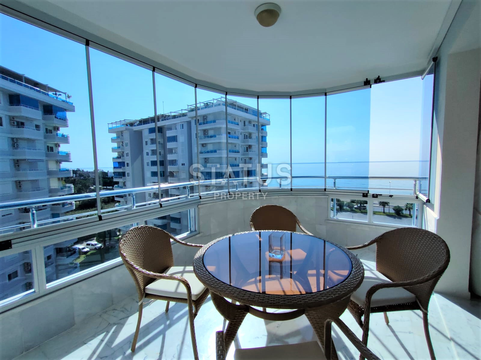 Two spacious bright turnkey apartments with two bedrooms in a residential complex from a leading developer 50m from the sea in Tosmur. 110m2 фото 14