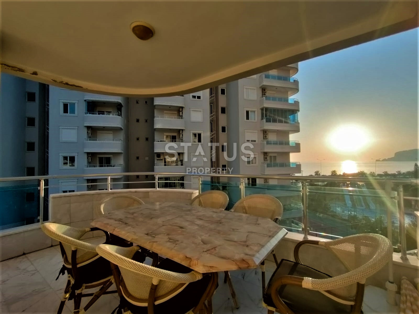 Two spacious bright turnkey apartments with two bedrooms in a residential complex from a leading developer 50m from the sea in Tosmur. 110m2 фото 52