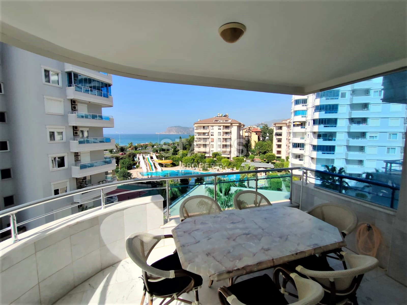 Two spacious bright turnkey apartments with two bedrooms in a residential complex from a leading developer 50m from the sea in Tosmur. 110m2 фото 56