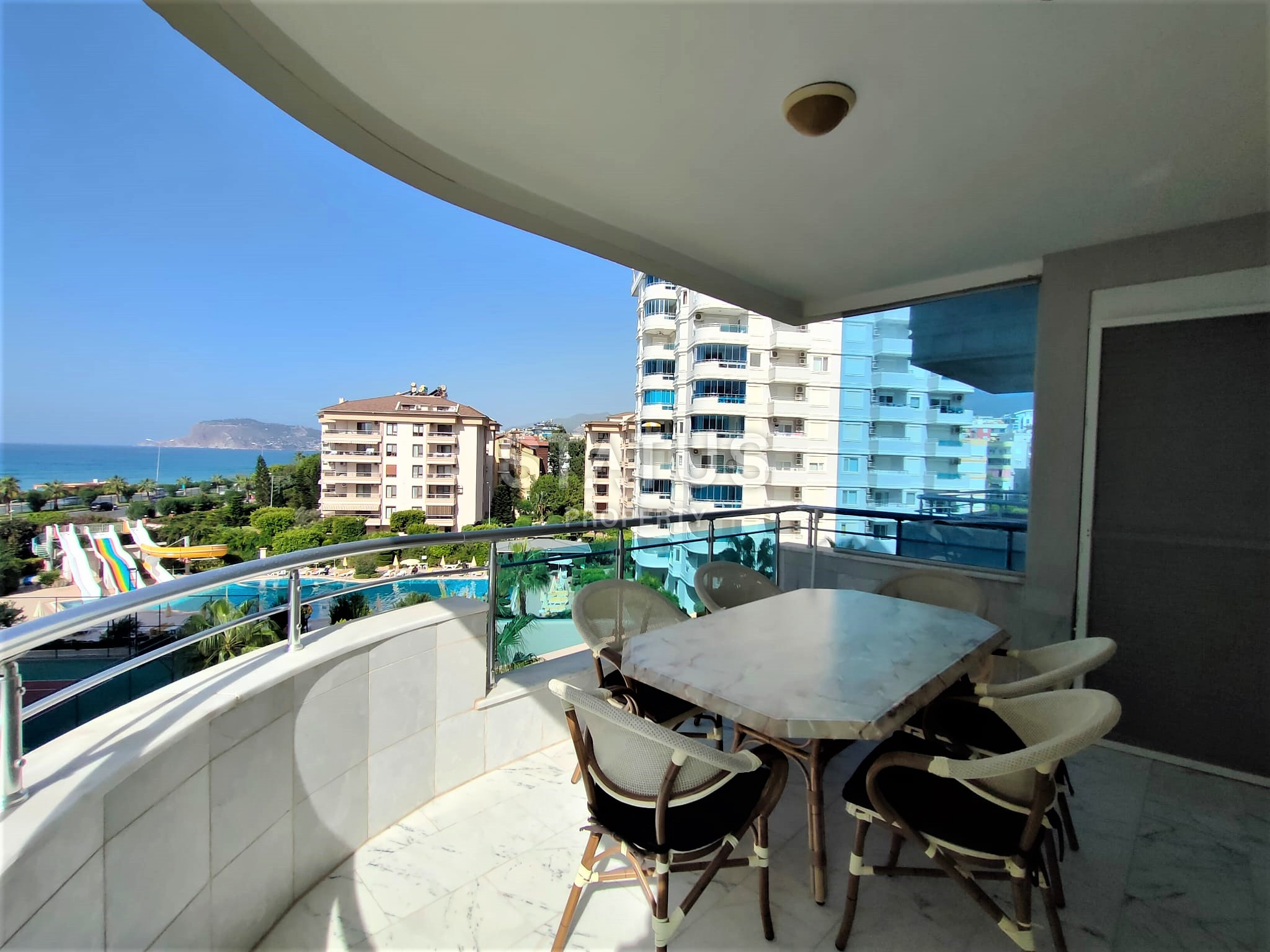 Two spacious bright turnkey apartments with two bedrooms in a residential complex from a leading developer 50m from the sea in Tosmur. 110m2 фото 58