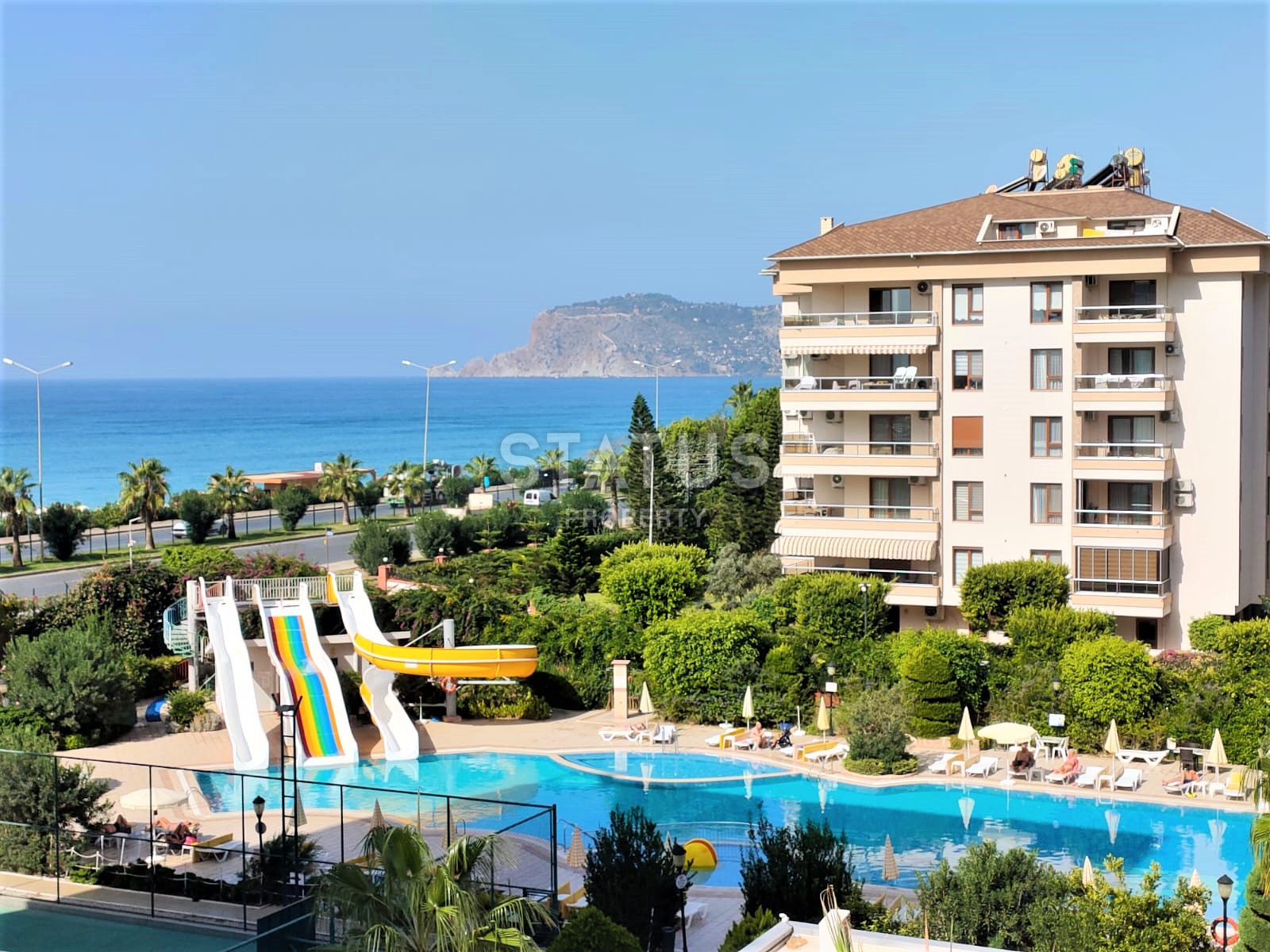 Two spacious bright turnkey apartments with two bedrooms in a residential complex from a leading developer 50m from the sea in Tosmur. 110m2 фото 63