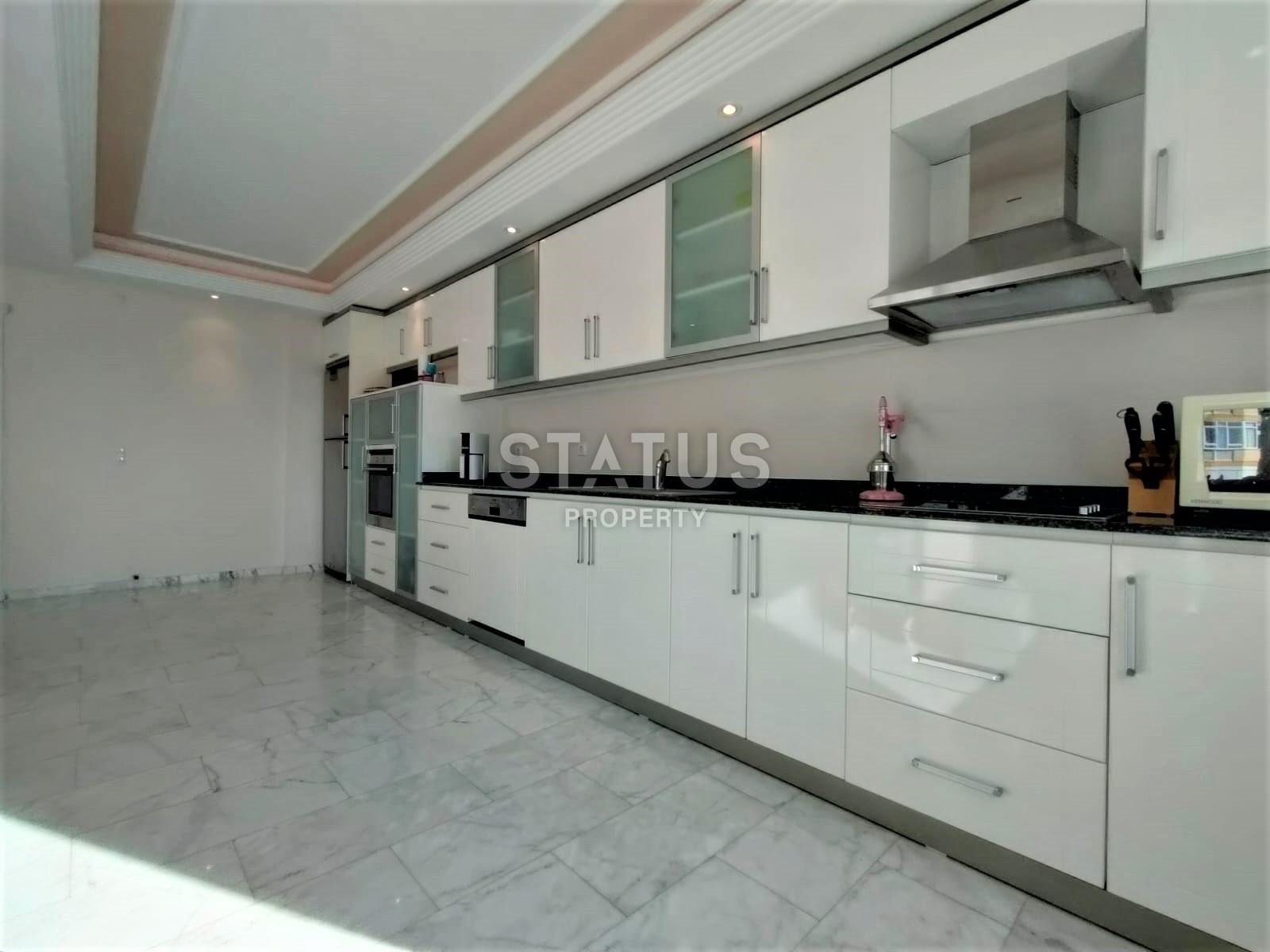 Две просторные светлые квартиры с тремя спальнями под ключ в премиальном жилом комплексе в 50м от моря в Тосмуре. 160м2 – 221м2 фото 11