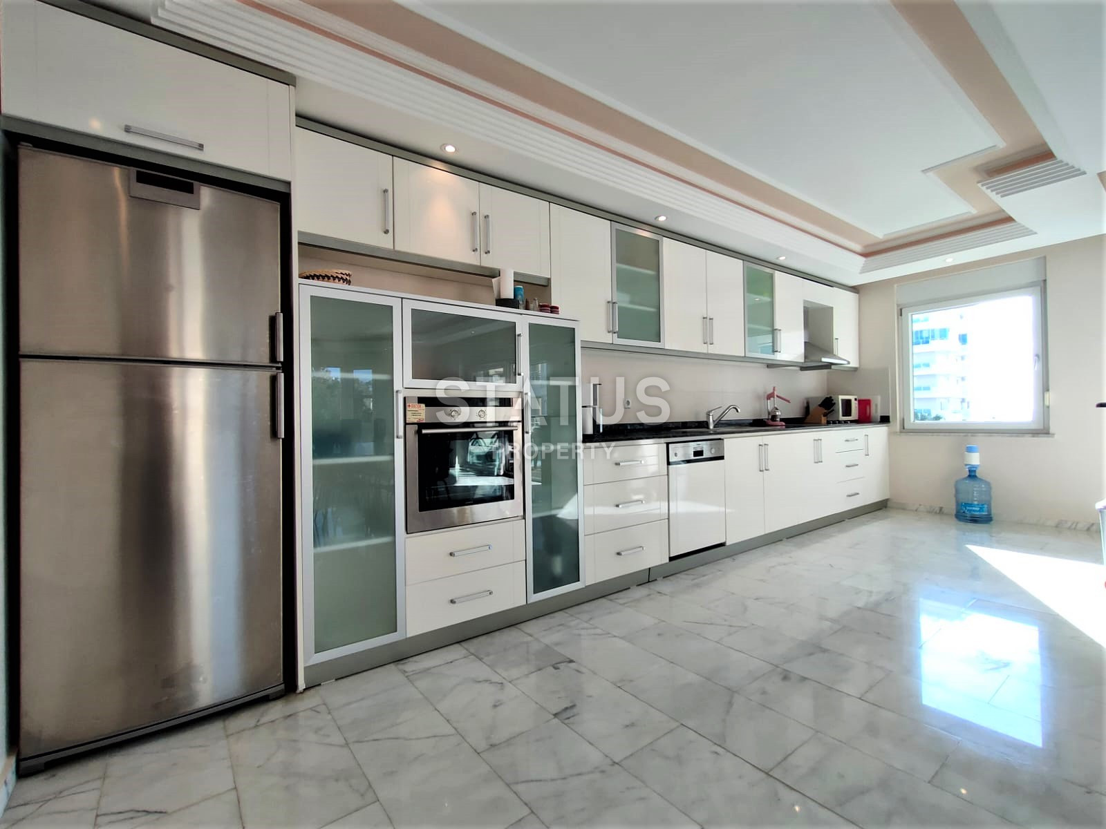 Две просторные светлые квартиры с тремя спальнями под ключ в премиальном жилом комплексе в 50м от моря в Тосмуре. 160м2 – 221м2 фото 17