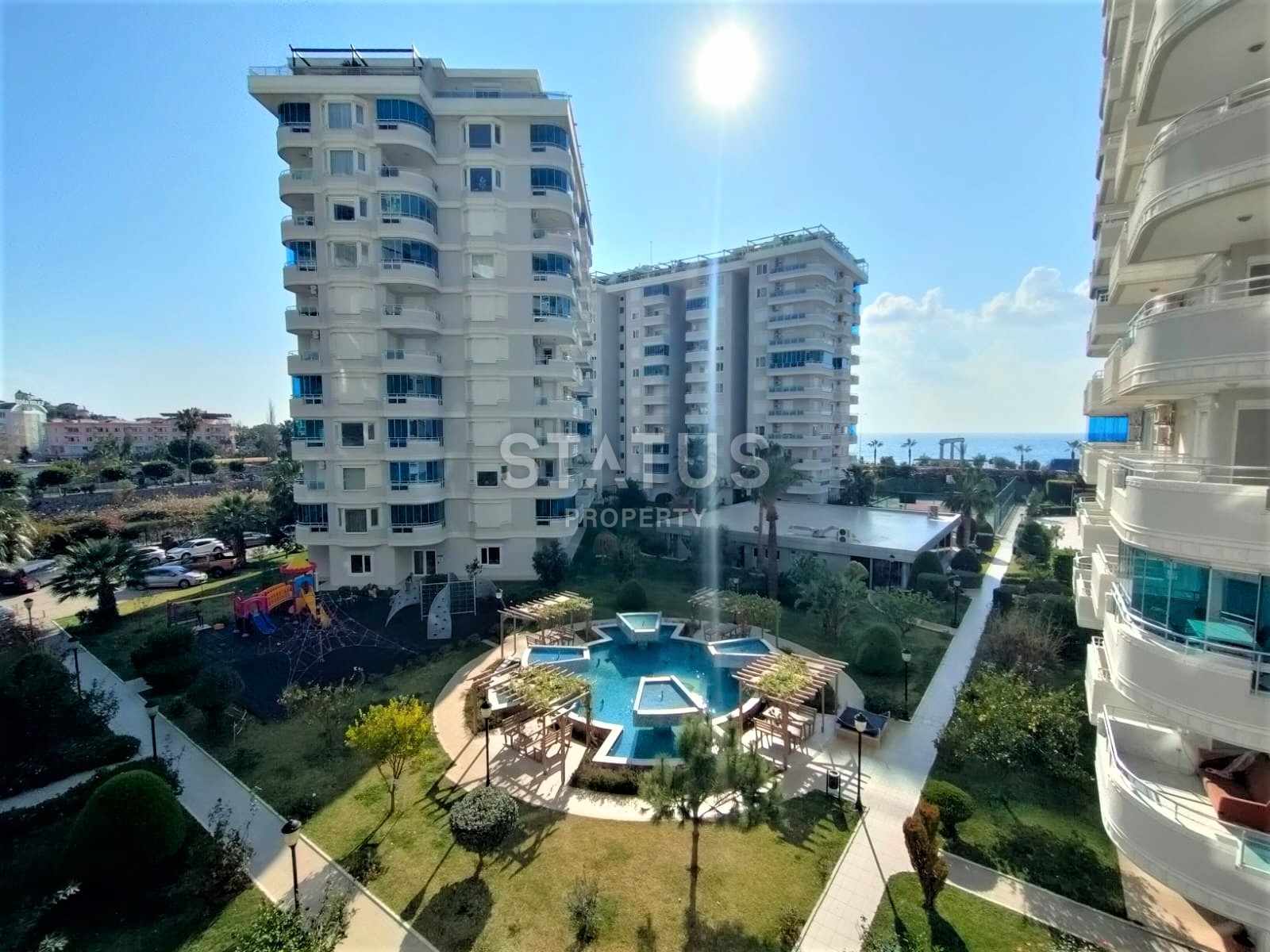 Две просторные светлые квартиры с тремя спальнями под ключ в премиальном жилом комплексе в 50м от моря в Тосмуре. 160м2 – 221м2 фото 26