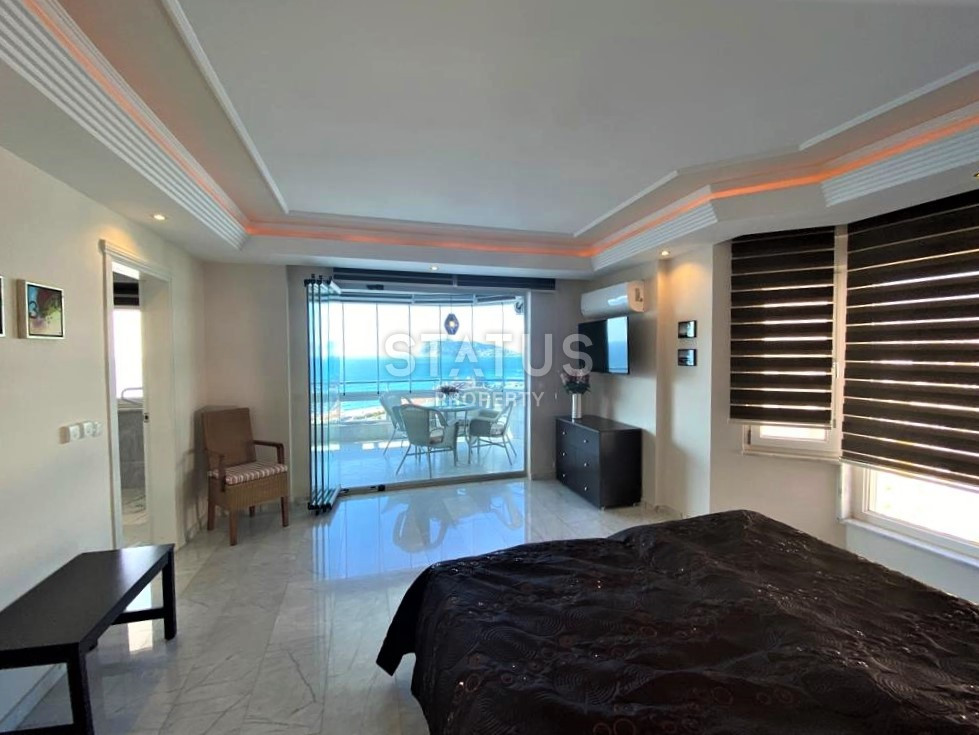 Две просторные светлые квартиры с тремя спальнями под ключ в премиальном жилом комплексе в 50м от моря в Тосмуре. 160м2 – 221м2 фото 55