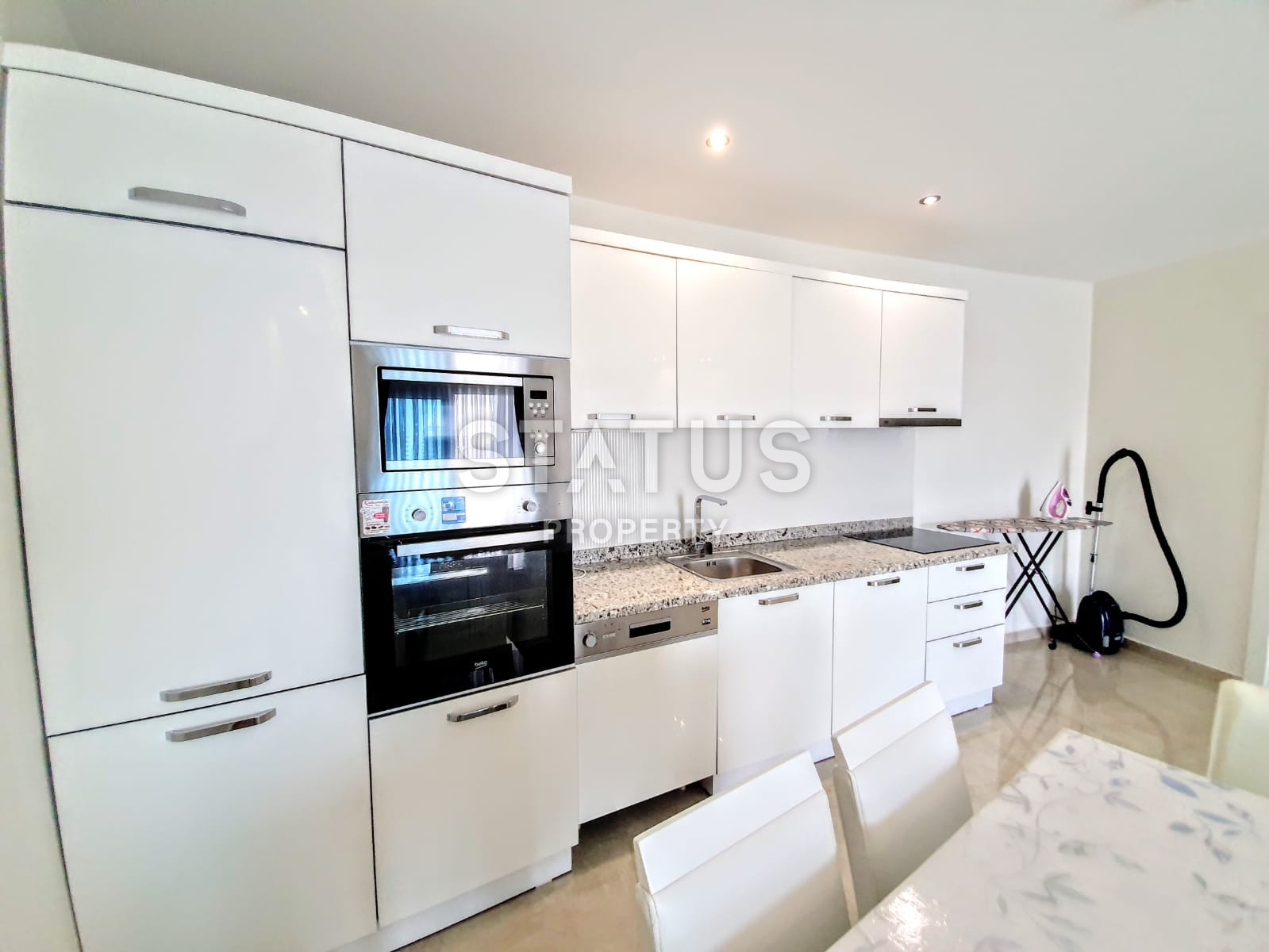 Двухкомнатная квартира с мебелью в отличном комплексе в Махмутларе, 70 м2. фото 6