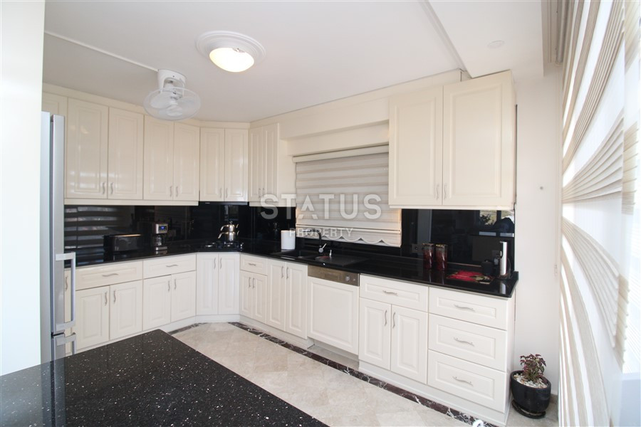 Luxurious villa 6+2 with a study and sea views. 475m2 - 750m2 фото 4