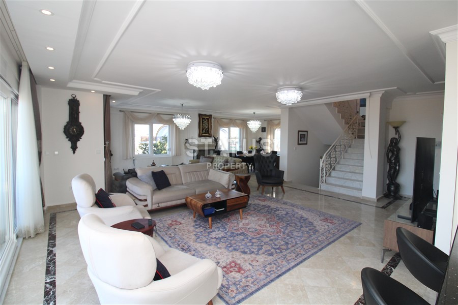 Luxurious villa 6+2 with a study and sea views. 475m2 - 750m2 фото 7