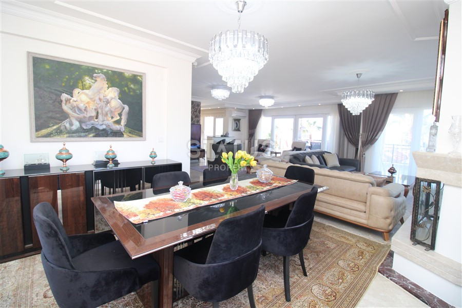 Luxurious villa 6+2 with a study and sea views. 475m2 - 750m2 фото 11