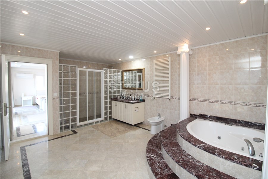 Luxurious villa 6+2 with a study and sea views. 475m2 - 750m2 фото 19