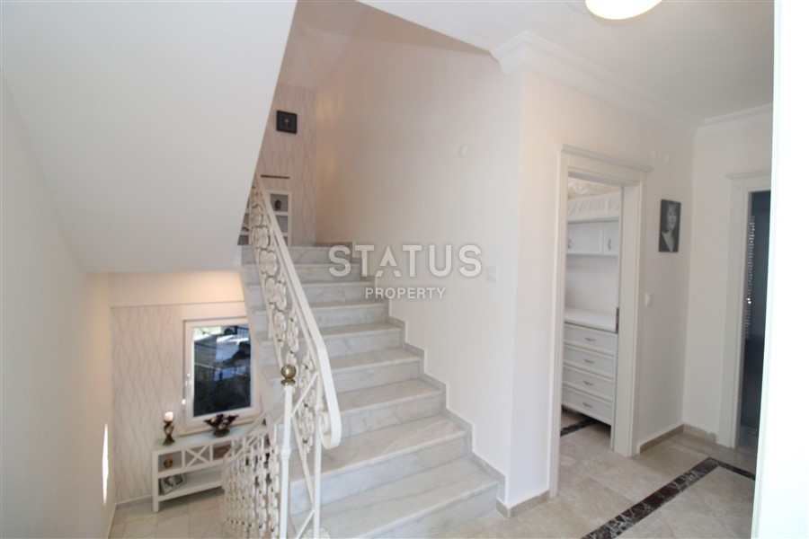 Luxurious villa 6+2 with a study and sea views. 475m2 - 750m2 фото 21