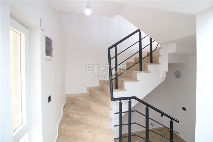 Стильная двухуровневая вилла с видом на море в Каргыджаке. 175м2 фото 6