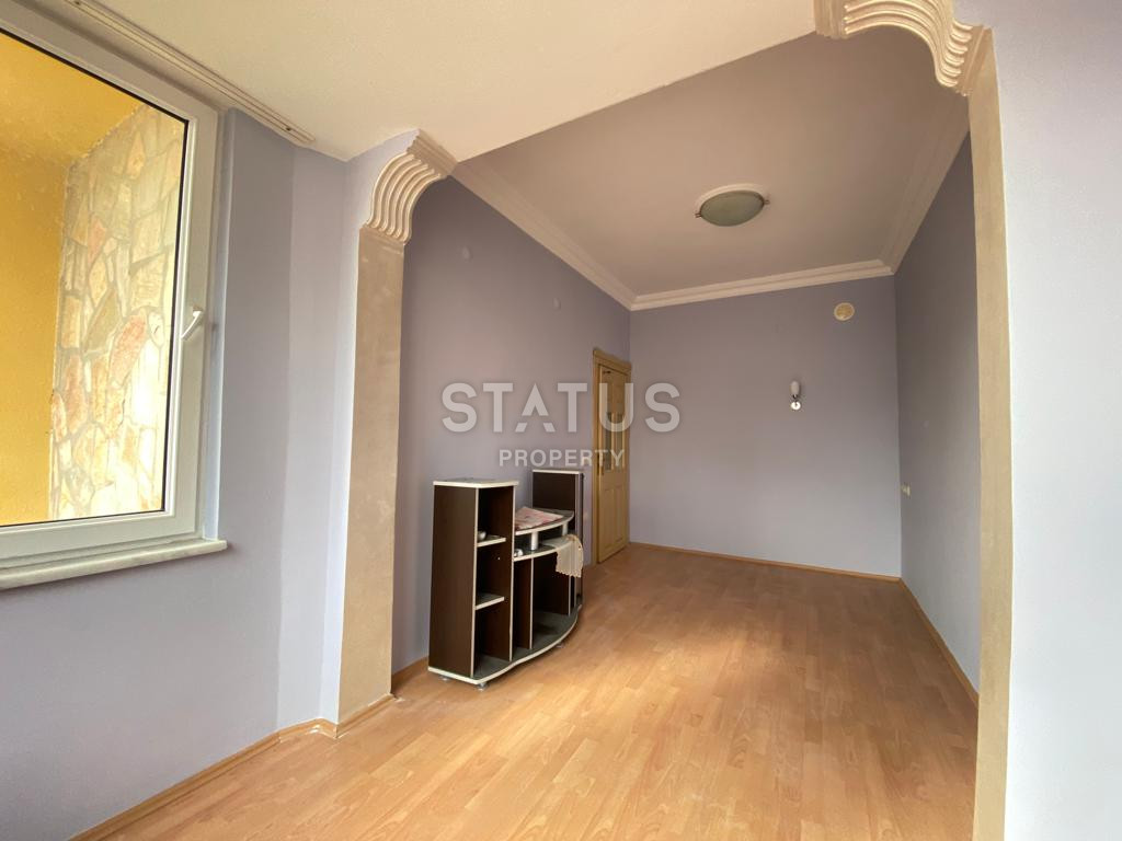 Трёхэтажная вилла в 400м от моря в районе Демирташ. 270м2 фото 3