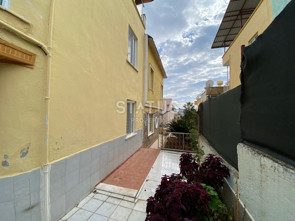 Трёхэтажная вилла в 400м от моря в районе Демирташ. 270м2 фото 5