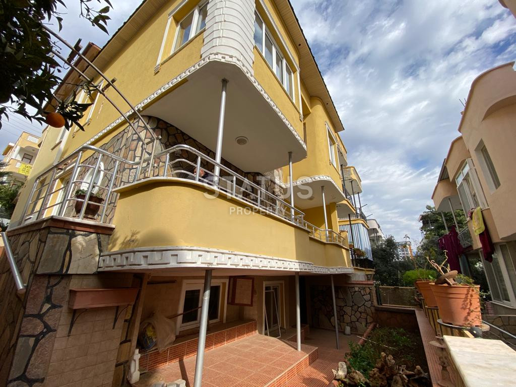 Трёхэтажная вилла в 400м от моря в районе Демирташ. 270м2 фото 29