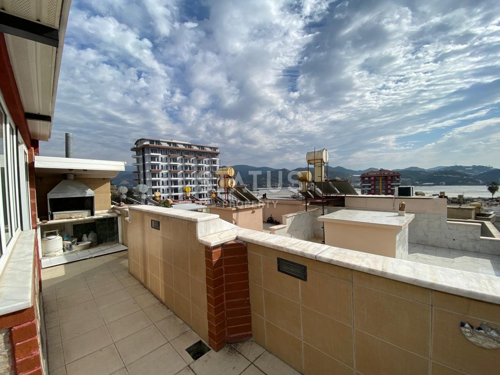 Трёхэтажная вилла в 400м от моря в районе Демирташ. 270м2 фото 39