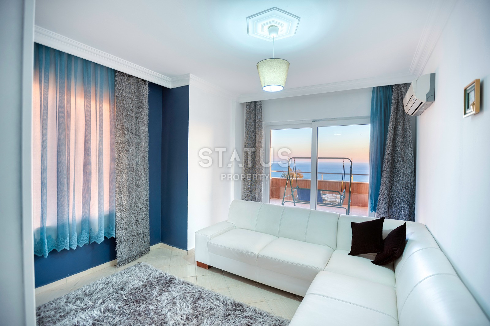 Cozy villa with sea views in the central area of Bektash. 160m2 фото 14